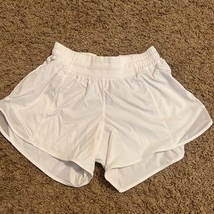 white lululemon hotty hots